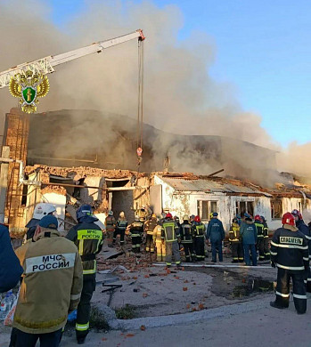 На пожаре в матрасном цеху погиб мужчина
